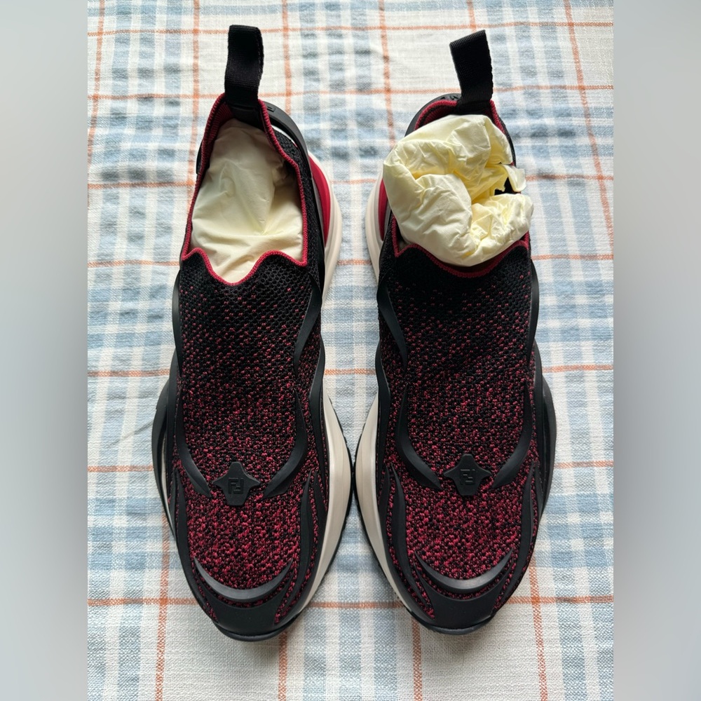 FENDI Flow Sneaker Mesh Black and Red Men Size 10